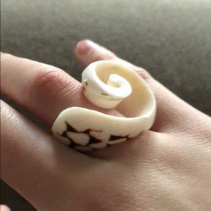Cool and unique seashell ring!